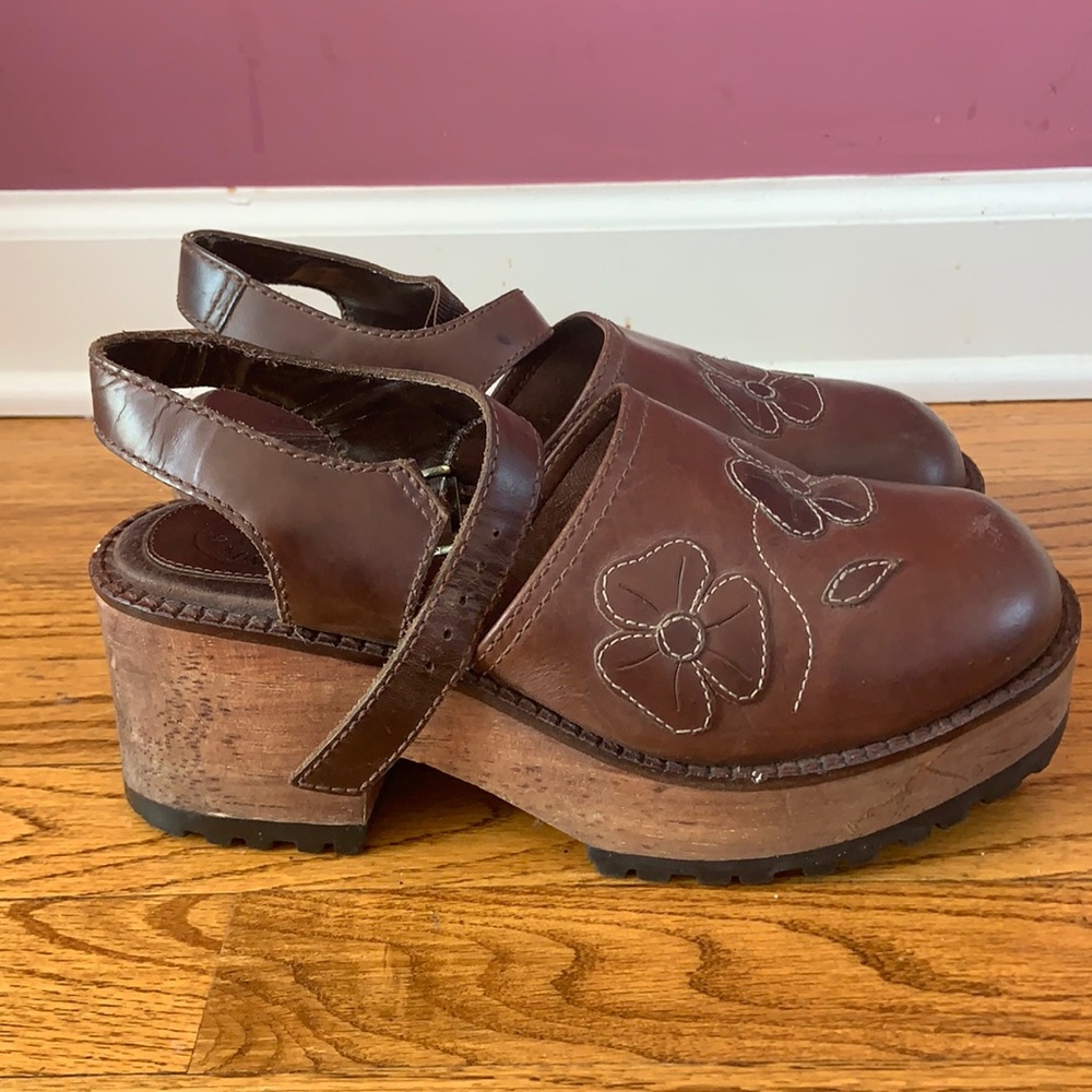90s Steve Madden Wooden Brown Clog Sandals
